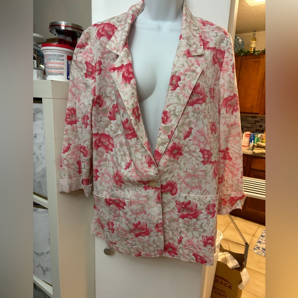 Vintage light weight Floral Pink Women's Blazer